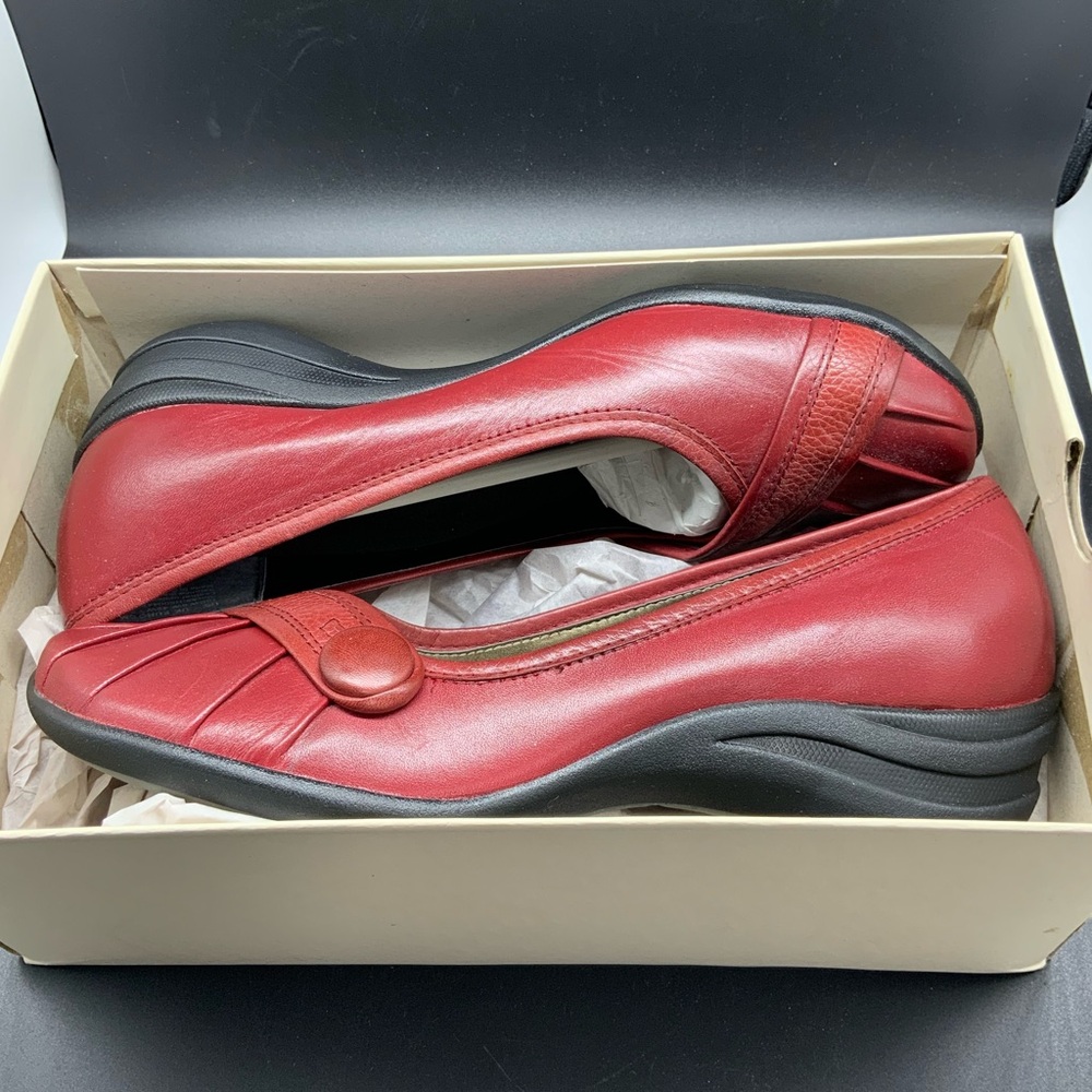 Hush Puppies Women's Red Leather Slip-On Flats
